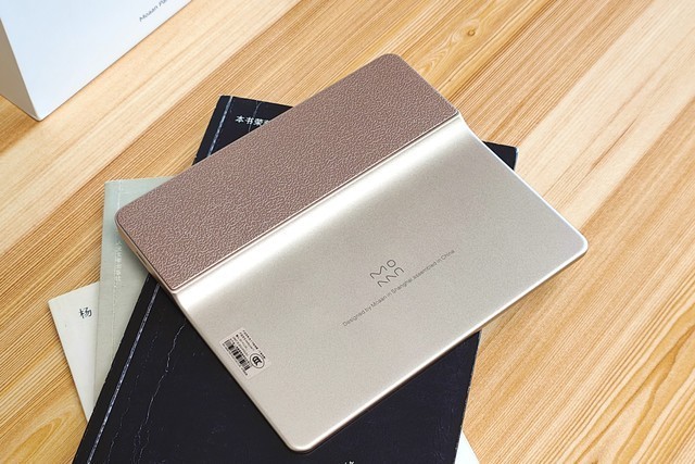 墨案Pantone7首发评测，7英寸彩色墨水屏电纸书，书籍漫画全都行