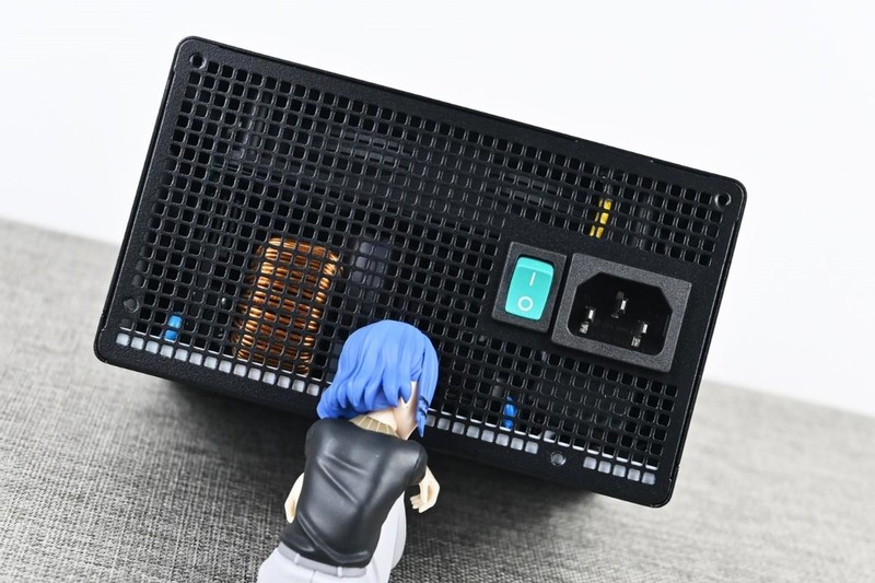 九州风神PQ850G黄金统治者全模组电源开箱拆解：严选高效率方案