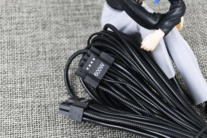 九州风神PQ850G黄金统治者全模组电源开箱拆解：严选高效率方案