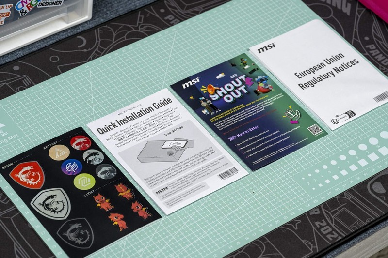 预售3499元的暗黑主板，微星MPG X870E CARBON WIFI开箱来了