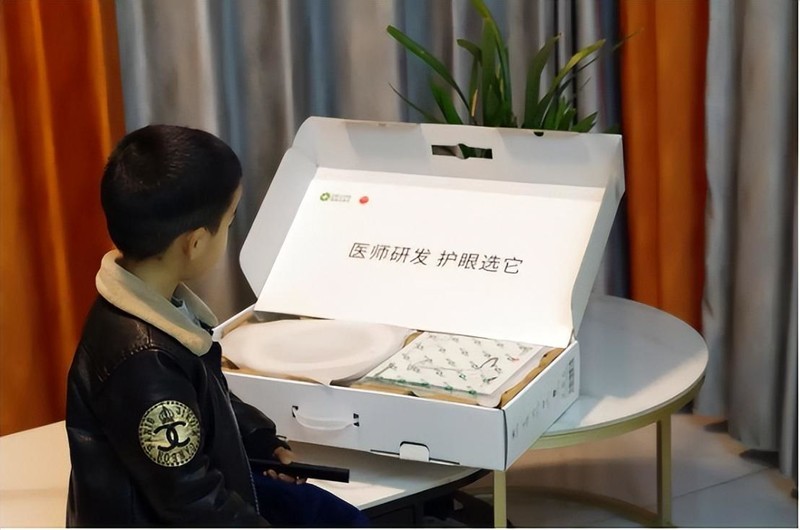 博物馆级显色+红光维他命，爱德华医生天使之光2医安级润眼灯实测