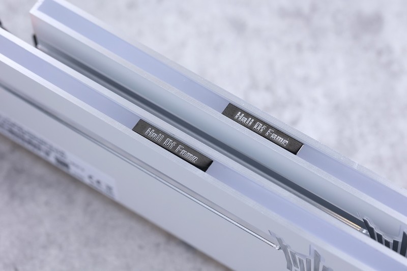 要不要上高频DDR5内存，8000MHz的D5 是种啥体验？实测告诉你