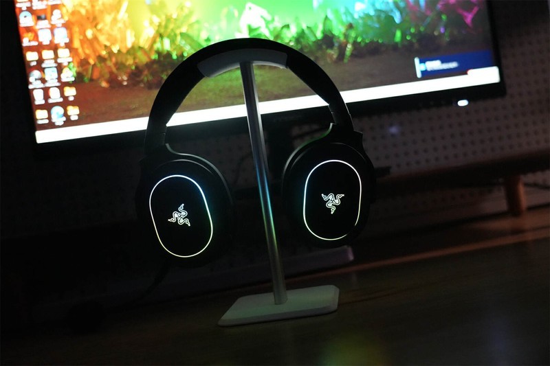 40mm驱动单元，清晰音效，沉浸体验：雷蛇梭鱼X幻彩版分享