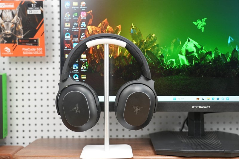 40mm驱动单元，清晰音效，沉浸体验：雷蛇梭鱼X幻彩版分享