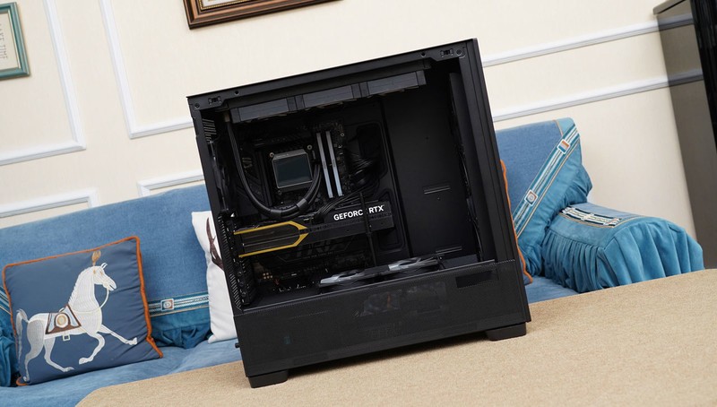 好看能装又凉爽，安钛克 FLUX PRO机箱体验分享