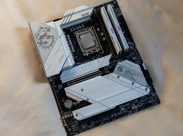 顶级配置一步到位，微星MPG A1000G PCIE5电源分?享