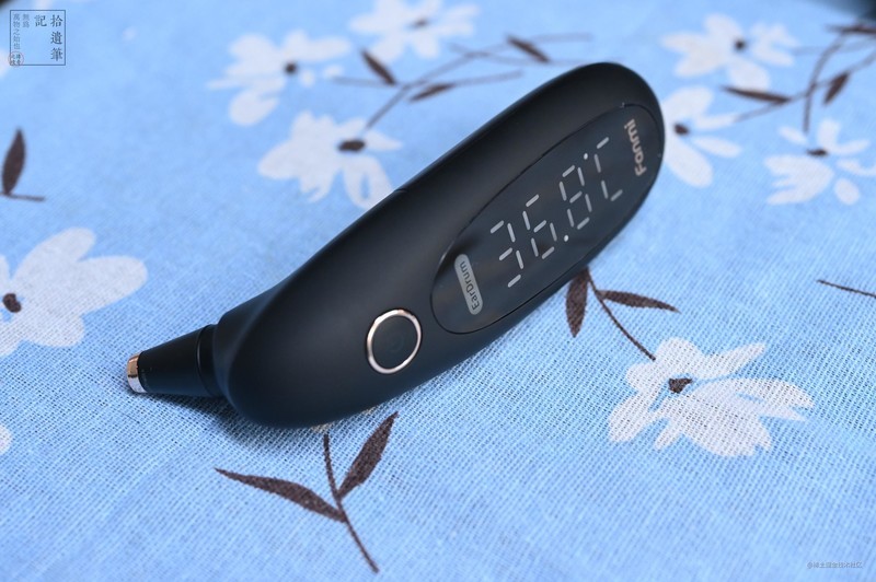 测量体温快又准，随时拿起就能用，凡米鼓膜耳温枪T6上手