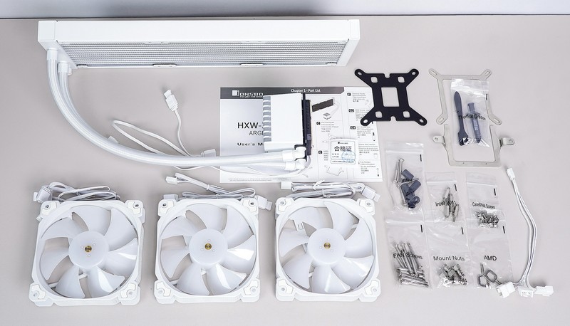 上了13代的车，花费万元攒高颜值主机，果然白色和RGB更配！