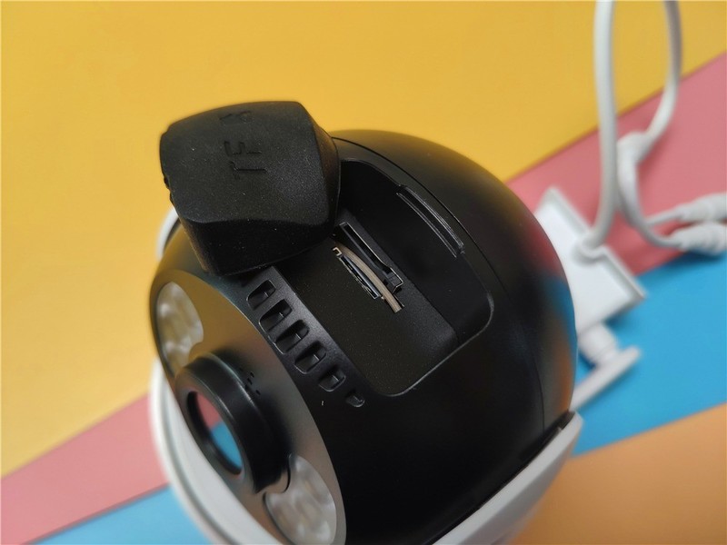 xiaovv户外云台摄像机 4G版，有电无WiFi，远程家庭看护依旧轻松