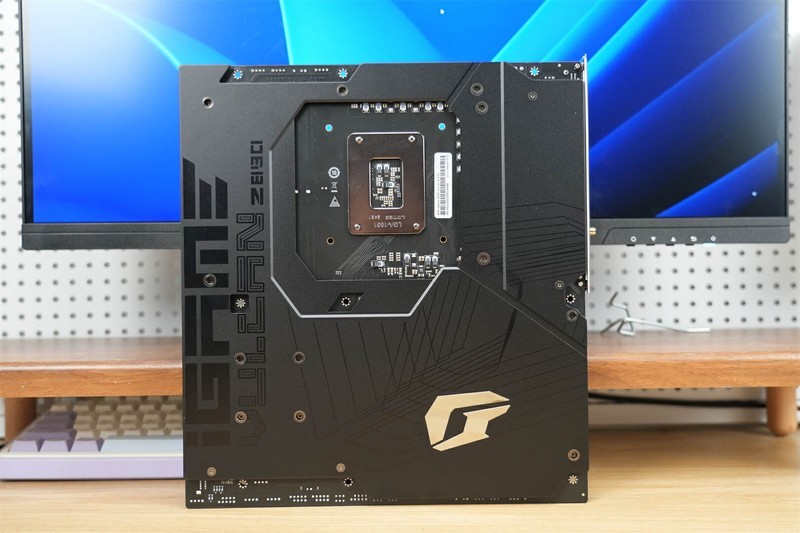 豪华用料，极致体验-七彩虹iGame Z890 Vulcan W V20火神主板评测