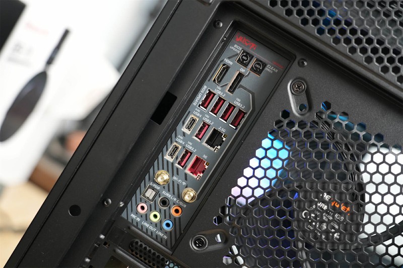 豪华用料，极致体验-七彩虹iGame Z890 Vulcan W V20火神主板评测