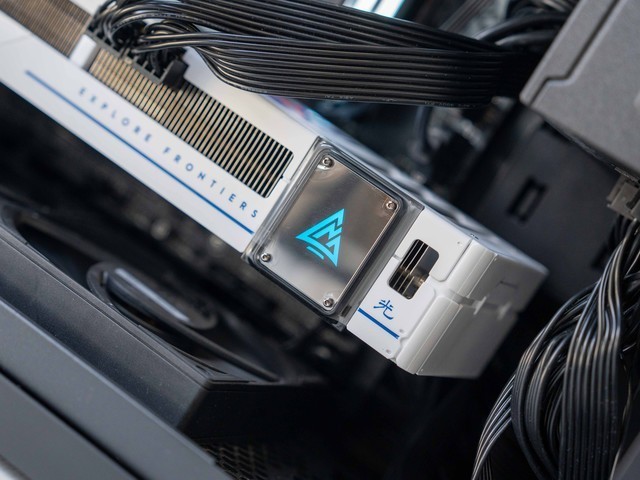 这波真的可以冲，2K甜品卡之蓝戟B580 Photon 12G OC测评