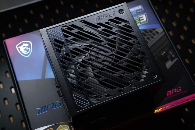 好看好装好冷 微星MAG CORELIQUID A15 360 360水冷测评