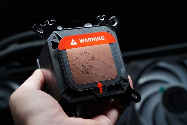 好看好装好冷 微星MAG CORELIQUID A15 360 360水冷测评