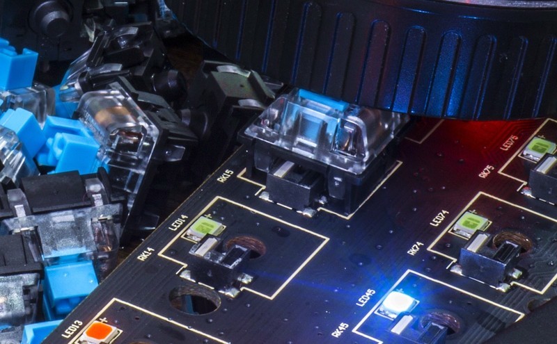 薄膜键盘比机械键盘耐用？从轴体发展剖析孛论