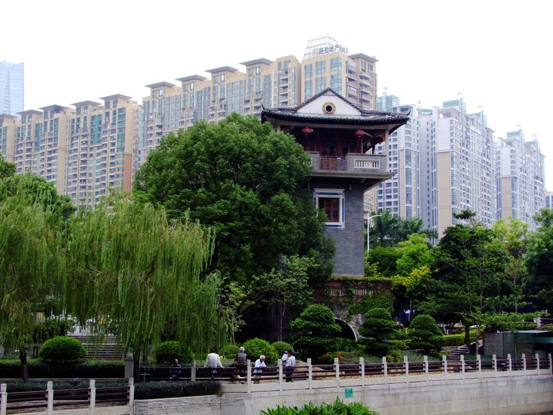 S100的RAW格式使用光影魔术手批量转换为JPEG格式，转换中只添加了去雾处理