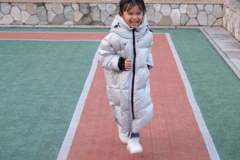 儿童冬装最佳优选：天石鹅铠甲儿童长款羽绒服详评