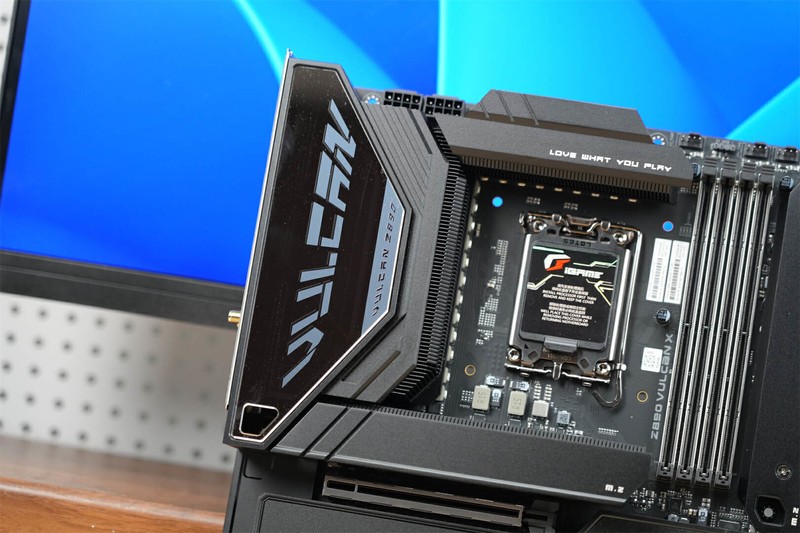 豪华用料，极致体验-七彩虹iGame Z890 Vulcan W V20火神主板评测