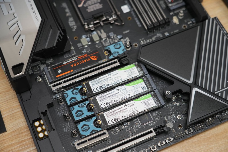 豪华用料，极致体验-七彩虹iGame Z890 Vulcan W V20火神主板评测