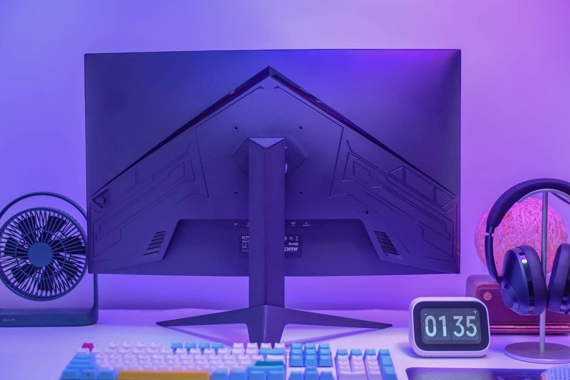 HVA面板，170Hz高刷。不到千元的KTC H27S12性价比超高