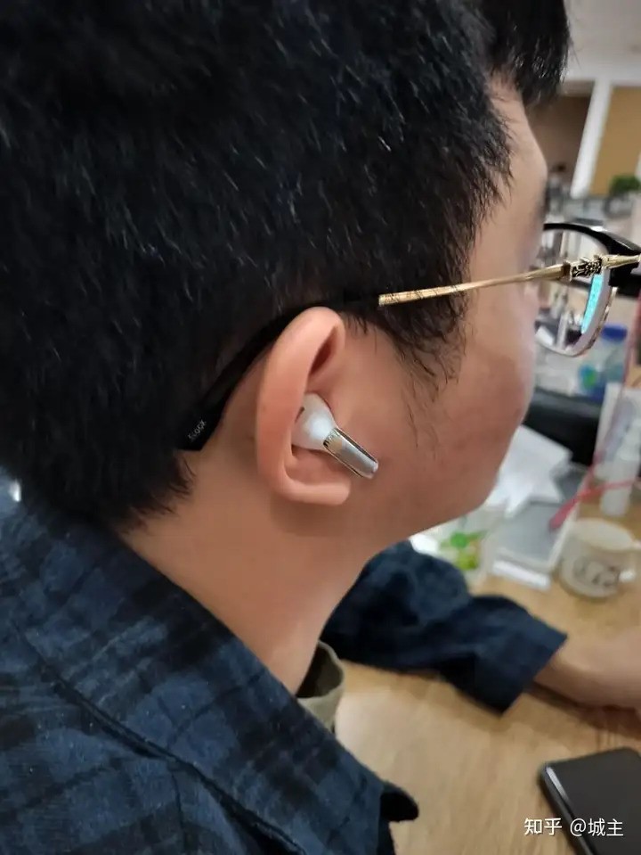 半入耳式+AI音频自适应降噪早该这样了！QCY AilyBuds Pro真无线耳机没那么简单?！