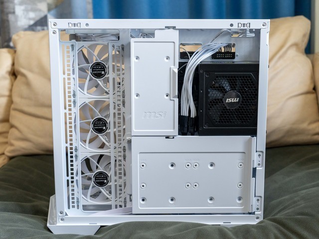 突出一个通透，微星MAG PANO 100L PZ WIHTE白刃PLUS海景房机箱晒单