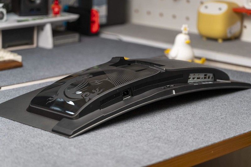 微星34寸QD-OLED带鱼屏体验，240Hz高刷游戏办公但用难回