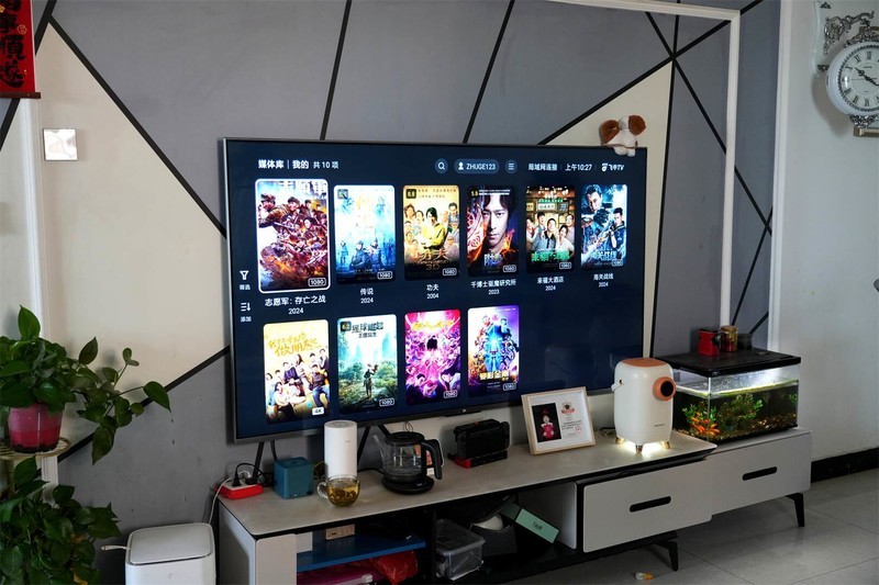 零刻ME mini：集轻办公与NAS于一身的精致迷你主机