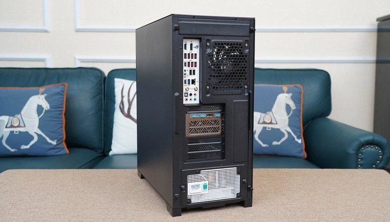 只为支持大散热和长显卡， 安钛克P20C ARGB机箱体验分享