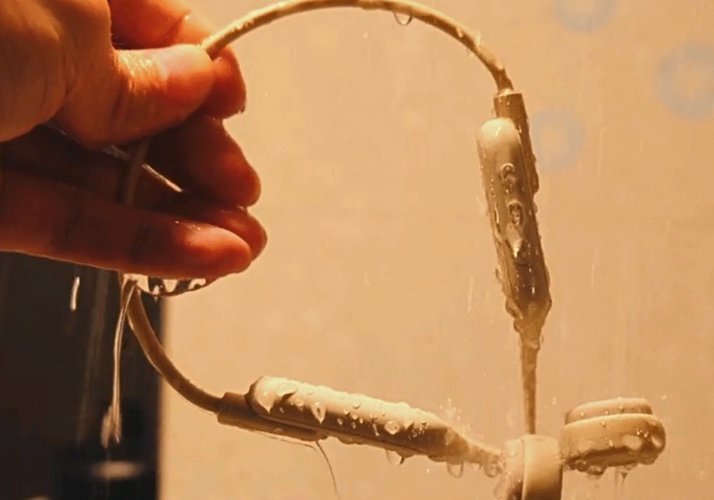 南 卡、韶音、墨觉骨传导耳机评测：真人实测数据大比拼