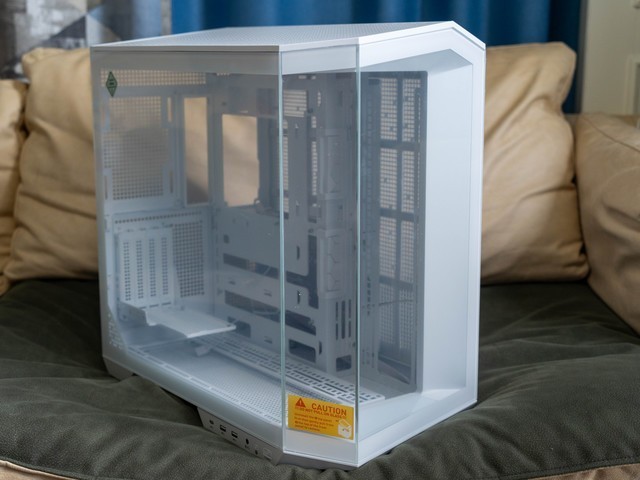 突出一个通透，微星MAG PANO 100L PZ WIHTE白刃PLUS海景房机箱晒单