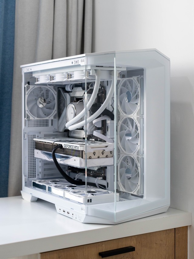 突出一个通透，微星MAG PANO 100L PZ WIHTE白刃PLUS海景房机箱晒单