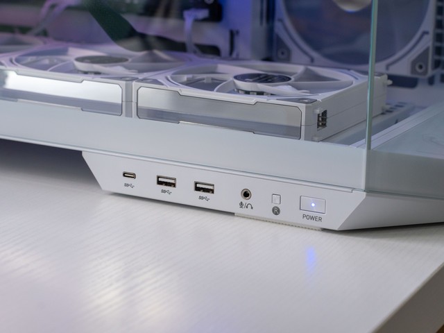 突出一个通透，微星MAG PANO 100L PZ WIHTE白刃PLUS海景房机箱晒单