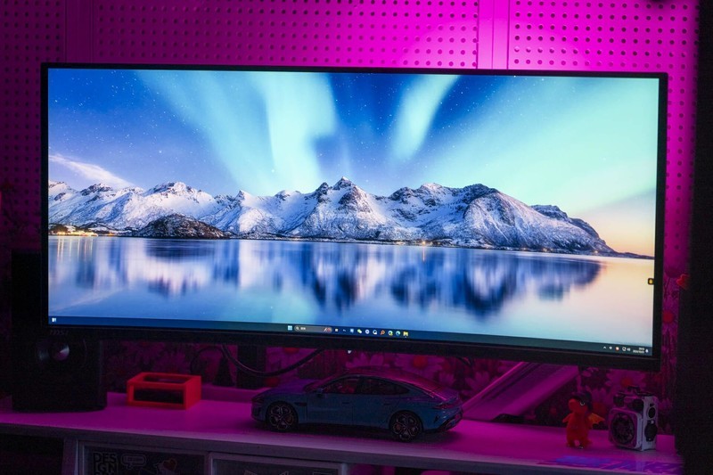 微星34寸QD-OLED带鱼屏体验，240Hz高刷游戏办公但用难回