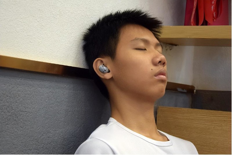 此豆非彼豆，动圈性能的完美演绎，JBL Live Free 2静噪豆评测