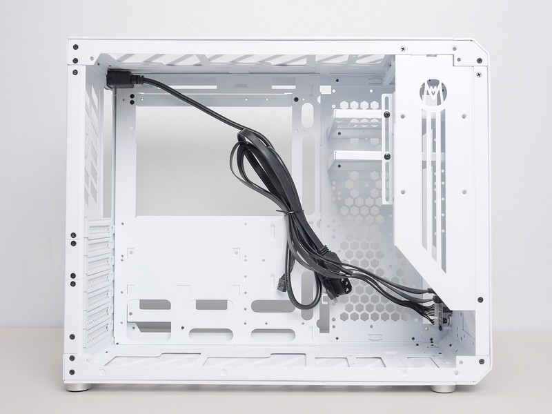 小核心也有高效率！RTX4080金属大师装机评测