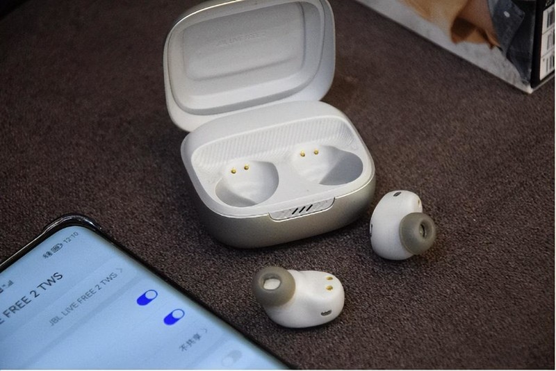 此豆非彼豆，动圈性能的完美演绎，JBL Live Free 2静噪豆评测