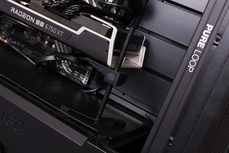 intel12代的末班车——be quiet！西装暴徒式机箱的硬核装机