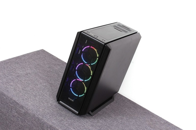 intel12代的末班车——be quiet！西装暴徒式机箱的硬核装机