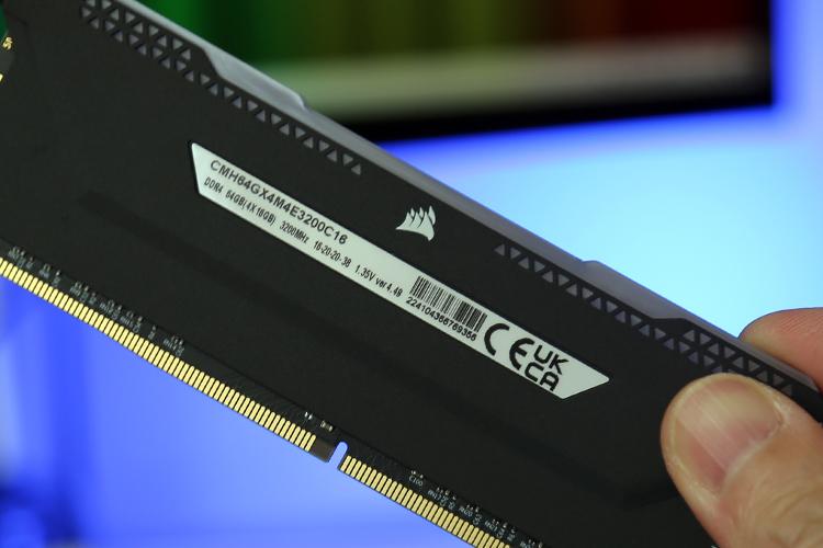 64GB DDR4大容量真香：美商海盗船复仇者RGB PRO SL DDR4 3200MHz内存开箱评测