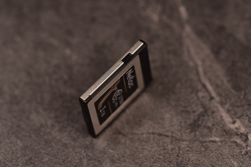 想玩转高清视频，怎么少得了朗科CF2000 CFE-B卡？