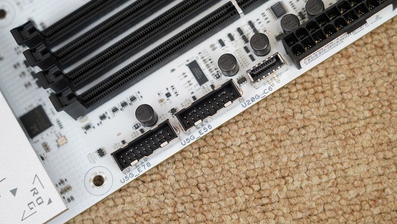 Zen5 CPU的好搭档，ROG STRIX X870-A GAMING WIFI吹雪主板体验分享