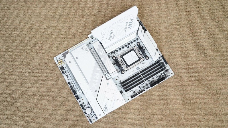 Zen5 CPU的好搭档，ROG STRIX X870-A GAMING WIFI吹雪主板体验分享