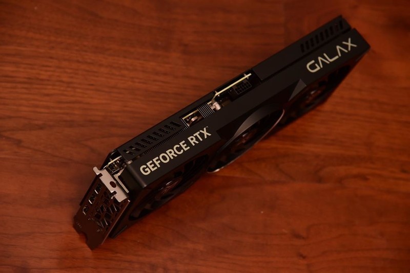 榨干ZEN5，低端不低能，实战ROG STRIX X870-A GAMING WIFI主板测试！