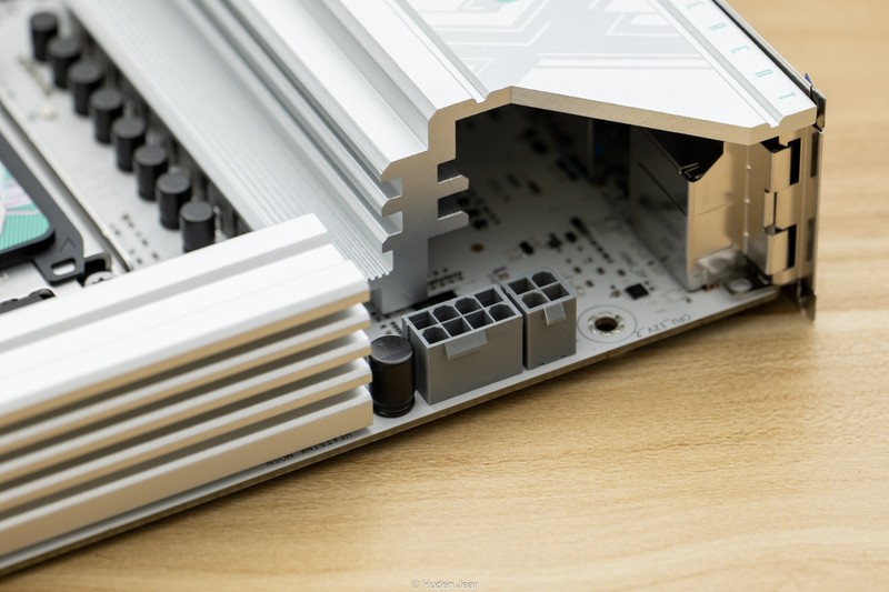 PCIE 5.0性价比神板！天选TX GAMING B650EM首发开箱测试