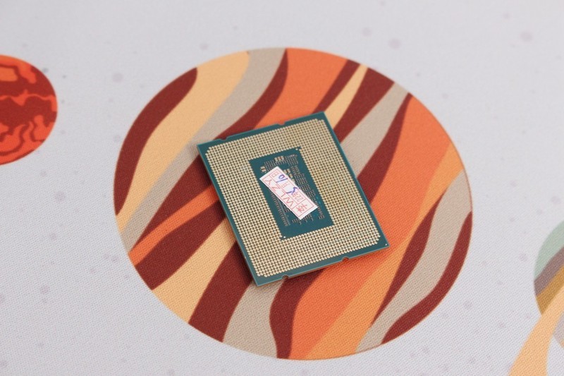 intel12代的末班车——be quiet！西装暴徒式机箱的硬核装机