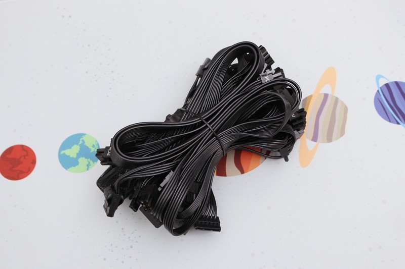 intel12代的末班车——be quiet！西装暴徒式机箱的硬核装机