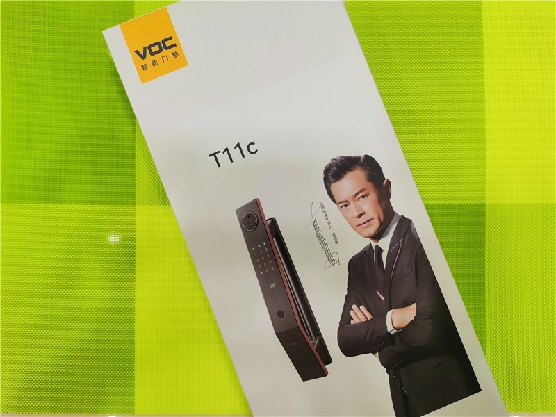 一握开启幸福之门，VOC可视对讲猫眼T11C智能门锁初体验