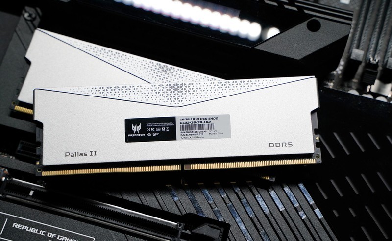 白嫖变8000MHz 宏碁掠夺者Pallas Ⅱ DDR5 6400MHz 32GB内存条实测