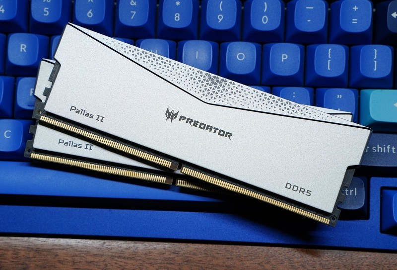 白嫖变8000MHz 宏碁掠夺者Pallas Ⅱ DDR5 6400MHz 32GB内存条实测